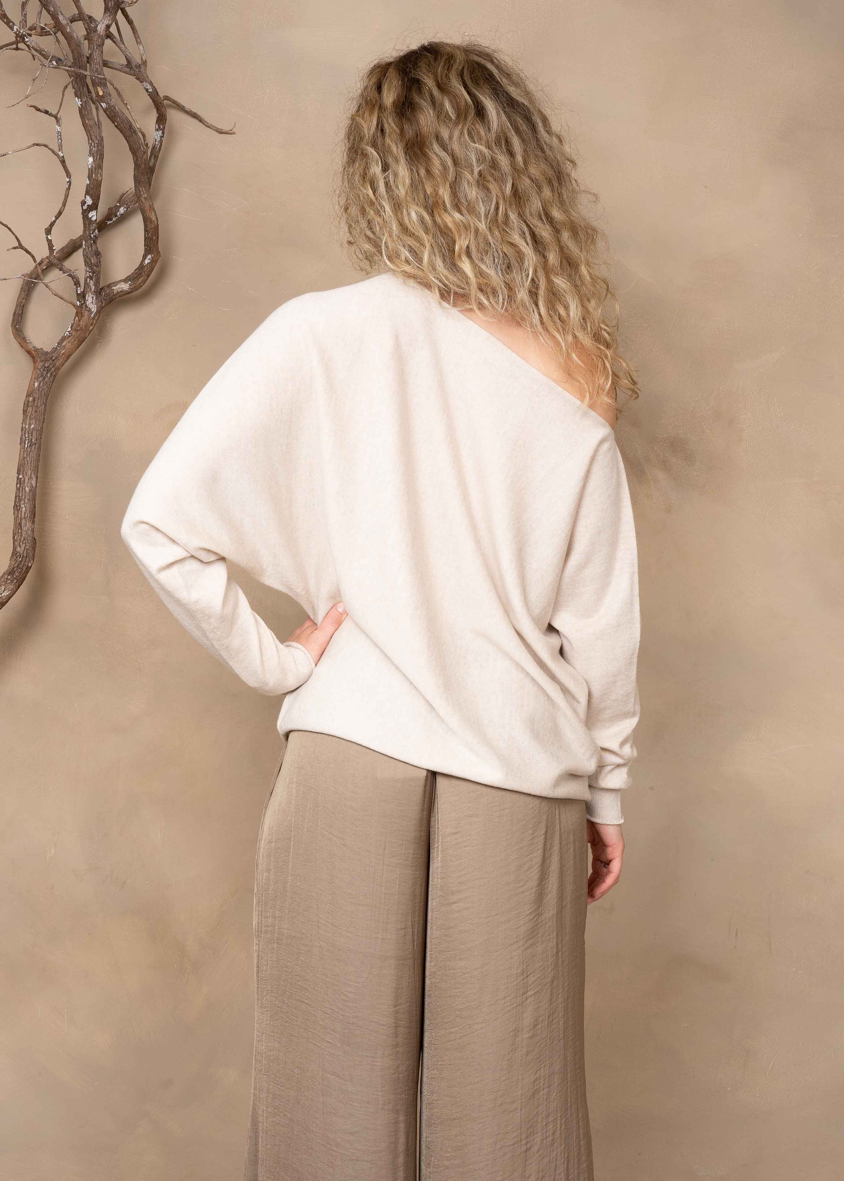 Alethea Assymetric sweater