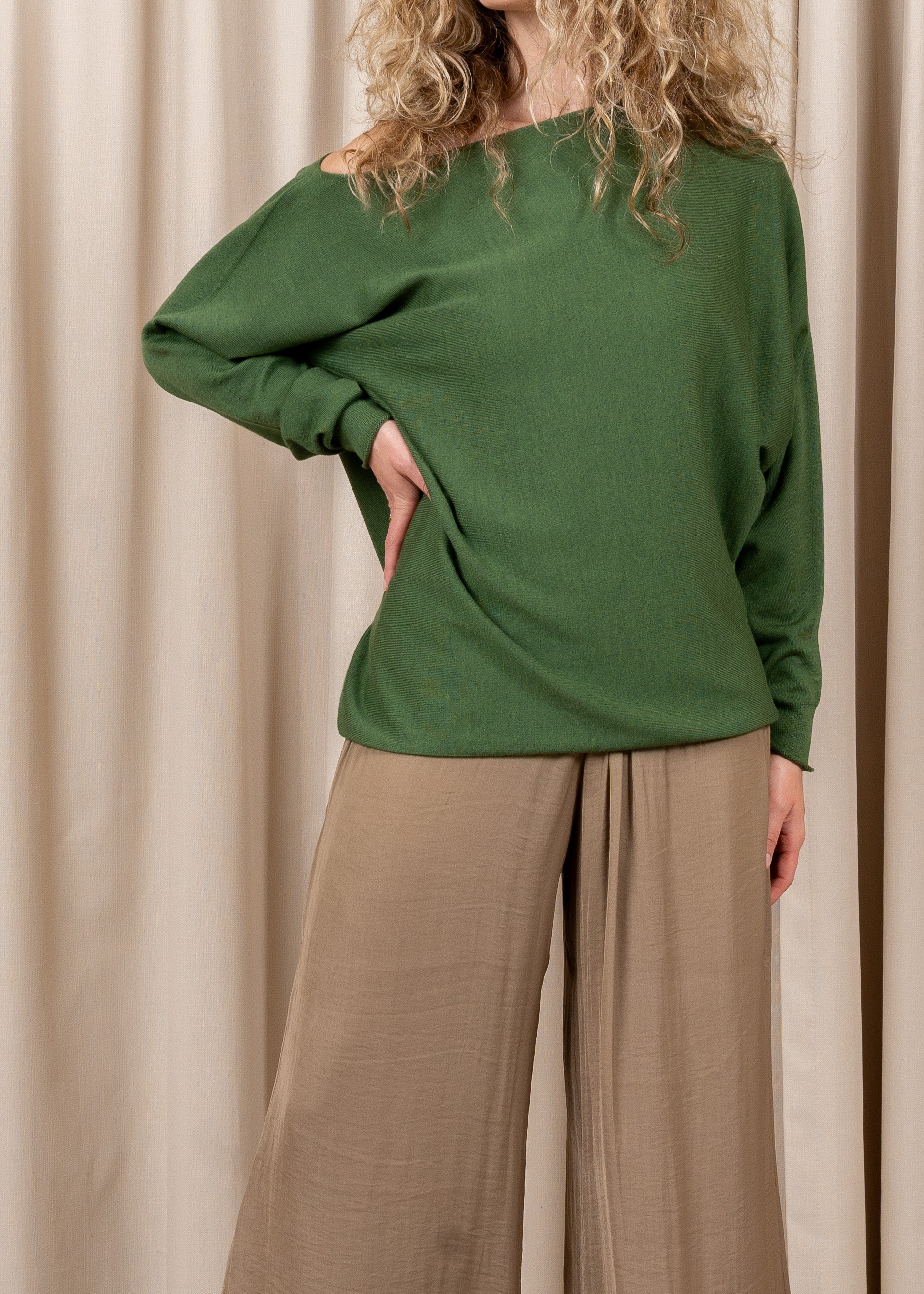 Alethea Assymetric sweater