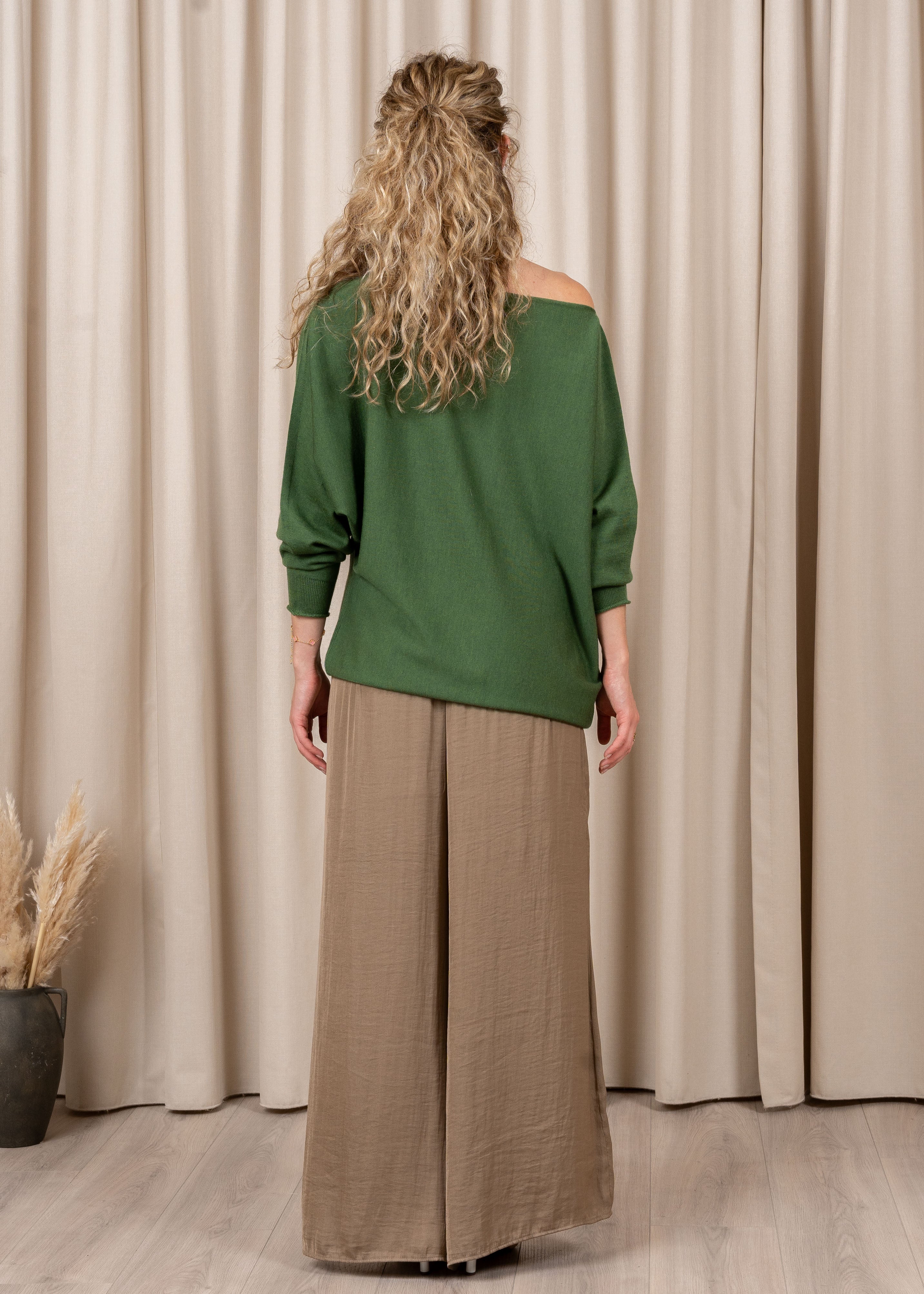 Alethea Assymetric sweater