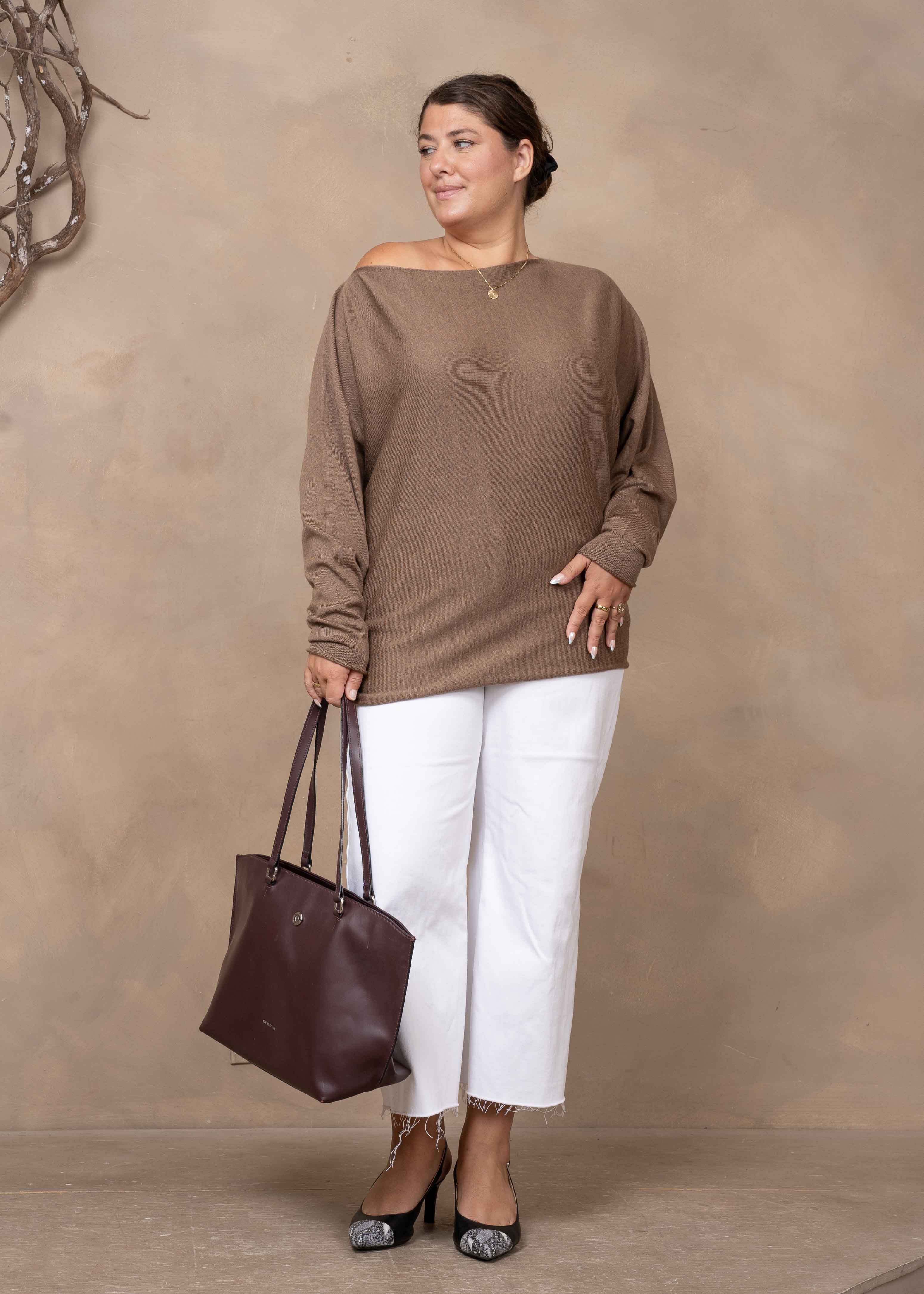 Alethea Assymetric sweater