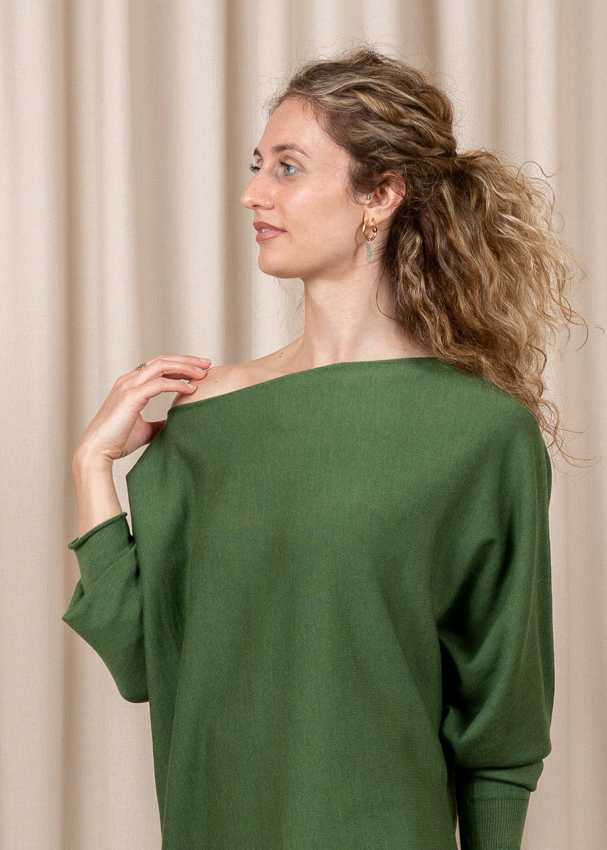 Alethea Assymetric sweater
